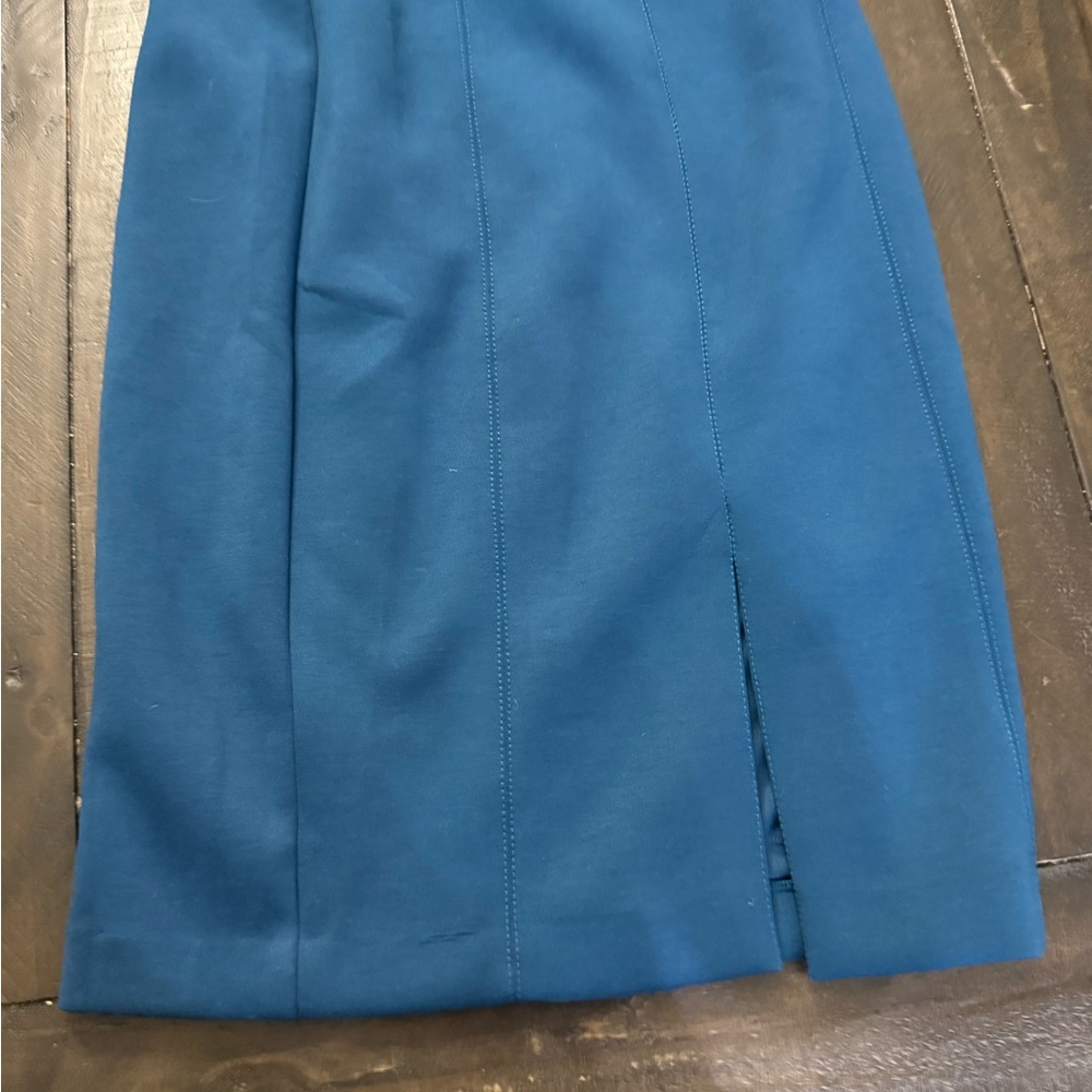 Elegant Blue Women's Skirt